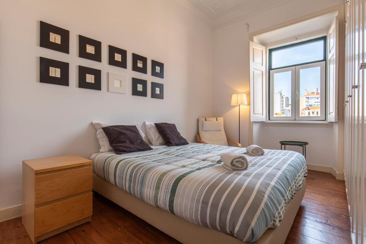 Typical 2Bdr Apartment In Lisbon By Lovelystay Esterno foto