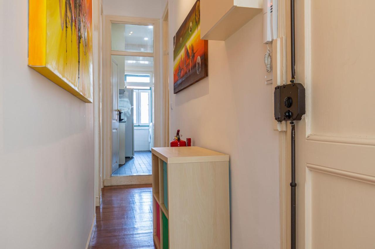 Typical 2Bdr Apartment In Lisbon By Lovelystay Esterno foto